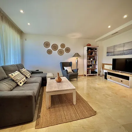 Apartment Los Monteros With Pool By Homing *